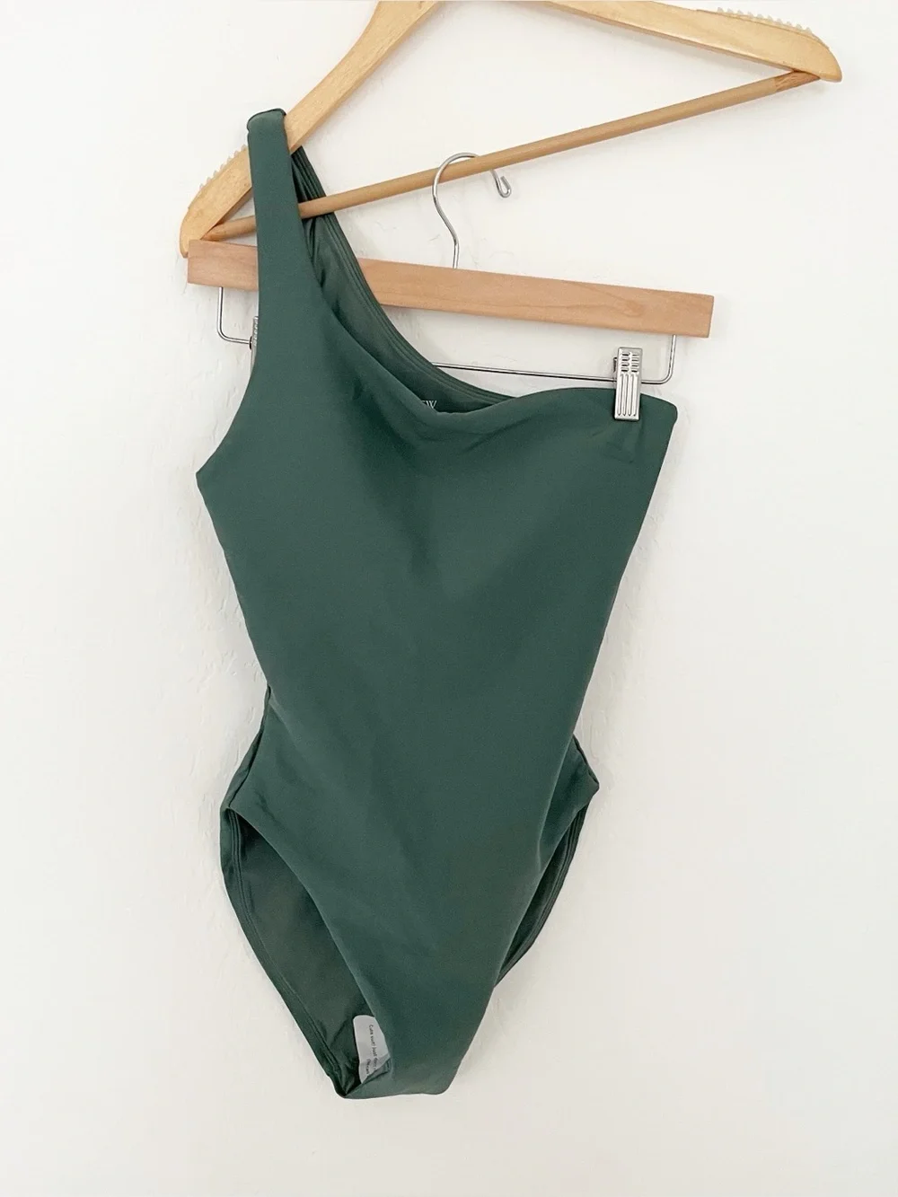 J.Crew Classic sculpt one piece swim Suit size 4